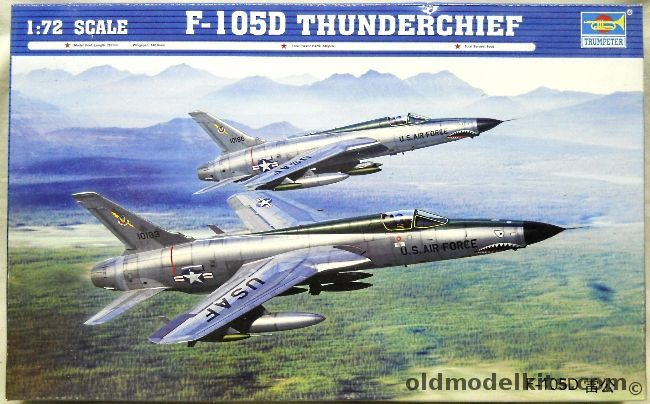 Trumpeter 1/72 Republic F-105D Thunderchiefs, 01617 plastic model kit